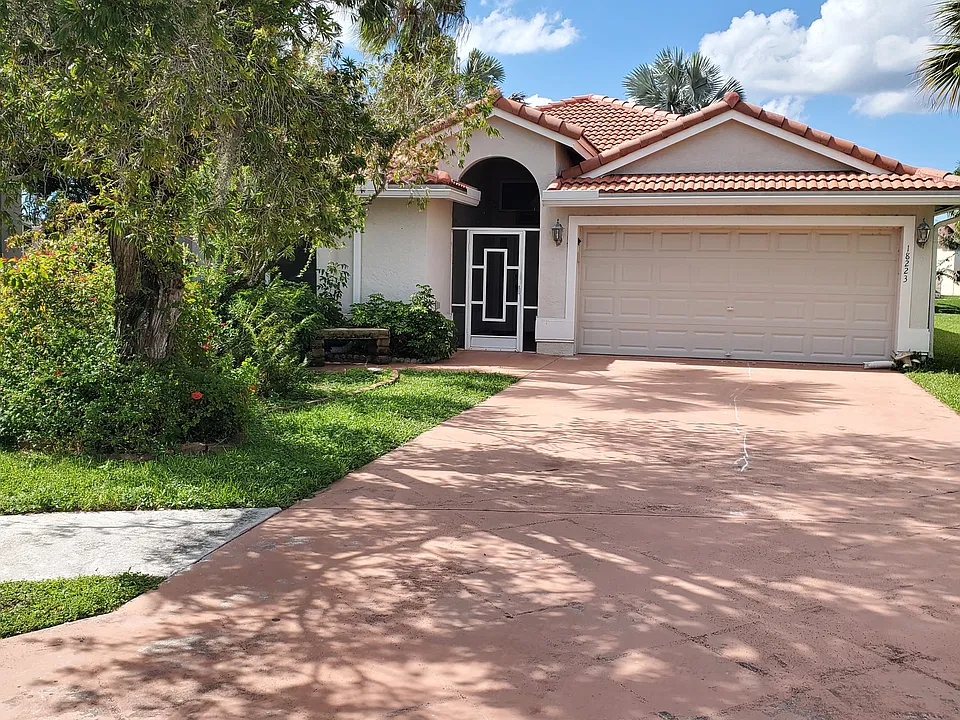 18223 Coral Isles Dr