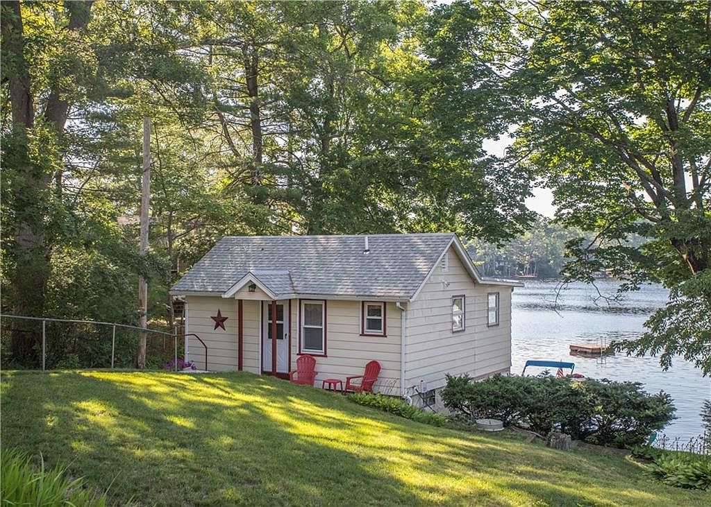 340 Oakridge Ave, North Attleboro, MA 02760 Zillow