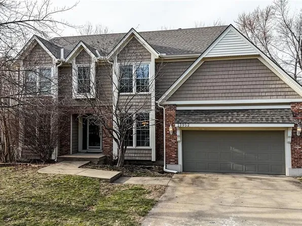 13952 W 115th St, Olathe, KS 66062