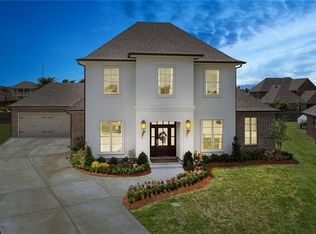 112 Ginger Ct, Belle Chasse, LA 70037
