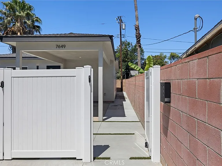 7649 Melvin Ave — Photo 5