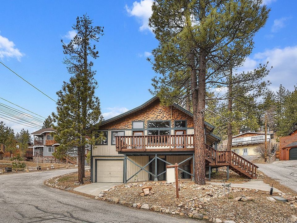 1st image of 707 Circle Ln