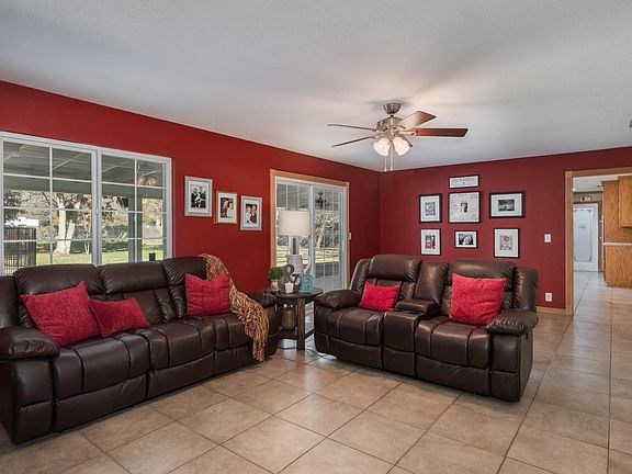 5th image of 41151 Avenue 11