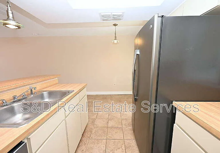 349 Market Sq E — Photo 5