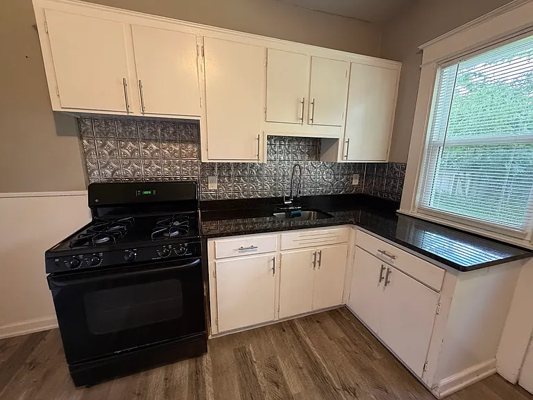 75-81 Presque St #77 — Photo 9