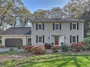 329 Bubbling Well Rd, Matthews, NC 28105