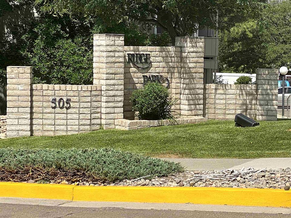 1st image of 505 Oppenheimer Dr APT 511