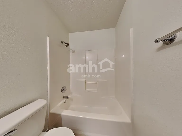 302 Tioga Dr — Photo 17