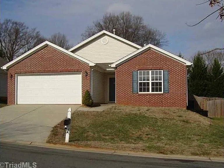 3614 Thornaby Cir — Photo 1
