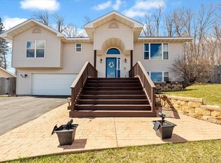 425 Clark Ct, Duluth, MN 55811