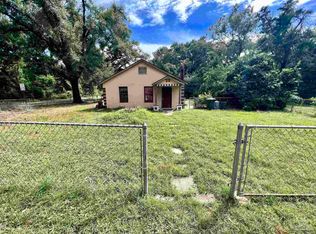25 Hancock Ln, Pensacola, FL 32503