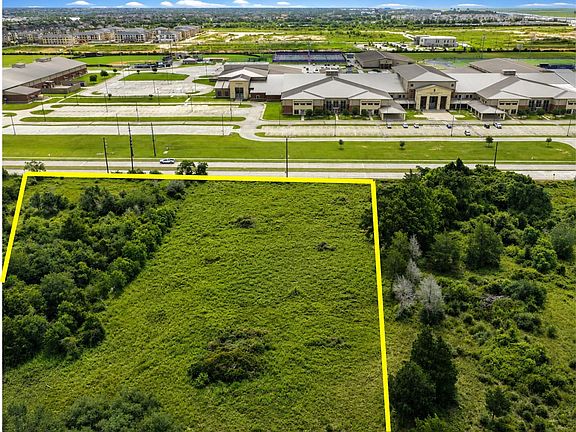 3rd image of 7309 Fulshear Katy Rd