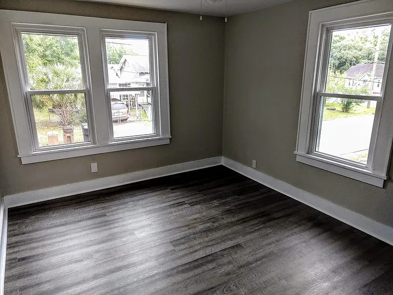 205 N M St — Photo 4