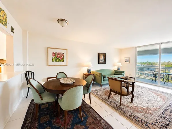 3750 NE 169th St APT 409, North Miami Beach, FL 33160