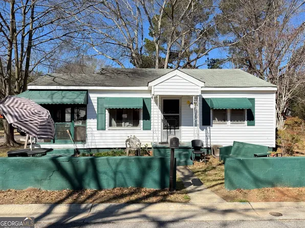 355 Maple St, Hartwell, GA 30643