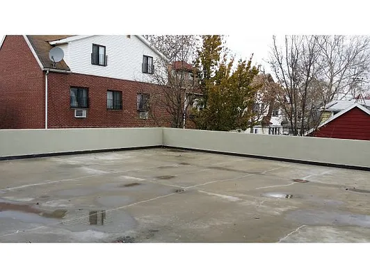 Sold by High Class Realty SB LLC | media 18