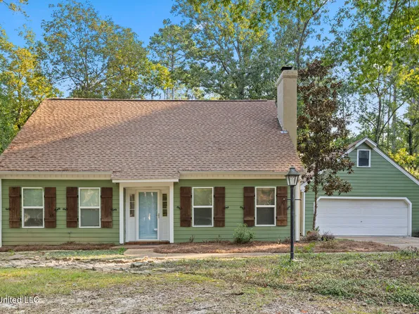 100 Redbud Ct, Brandon, MS 39047