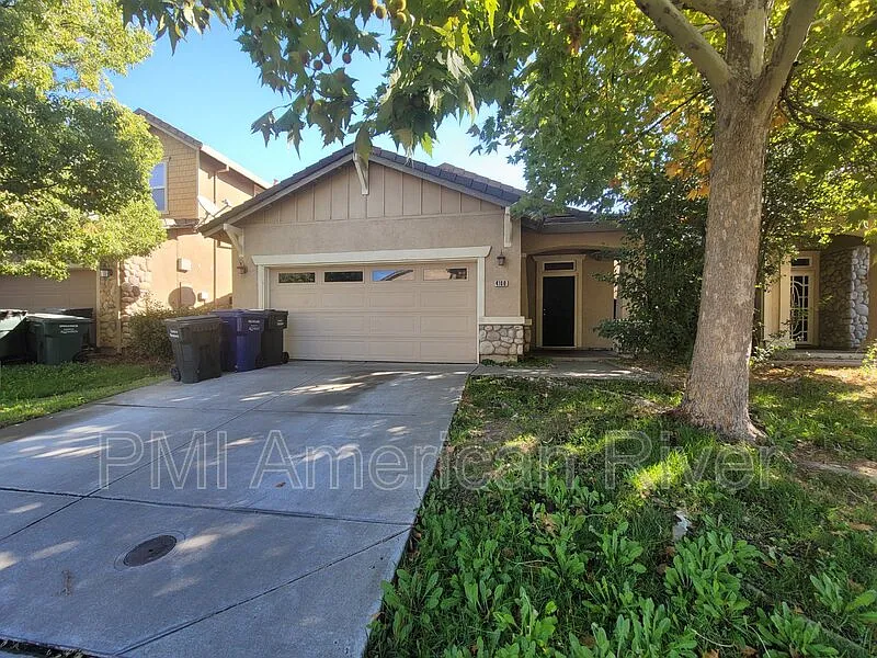 4100 Hellenic Dr photo 1