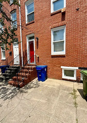 638 Portland St Photo 1