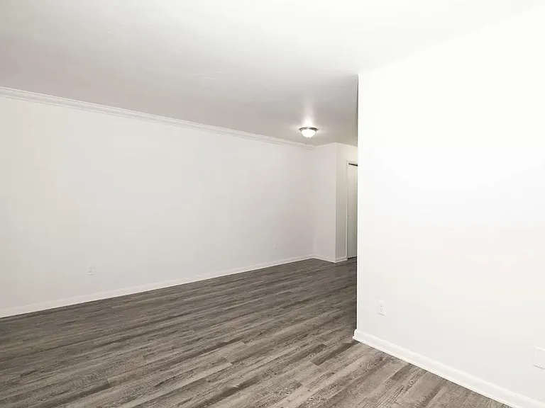 7720 N Miami Ave #106 — Photo 4