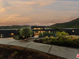 3649 Kanan Rd, Agoura Hills, CA 91301