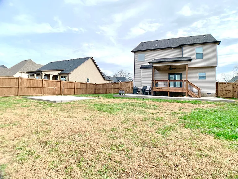 1376 Apple Blossom Rd — Photo 36