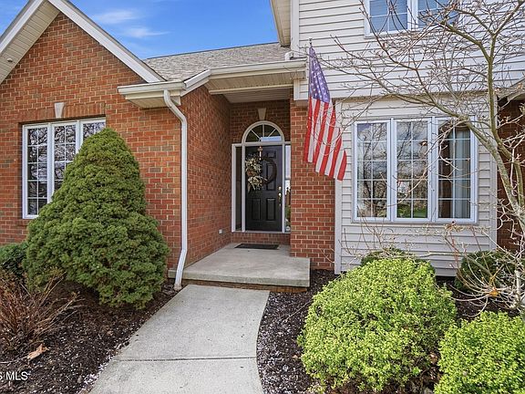 3rd image of 8464 Indian Lake Dr