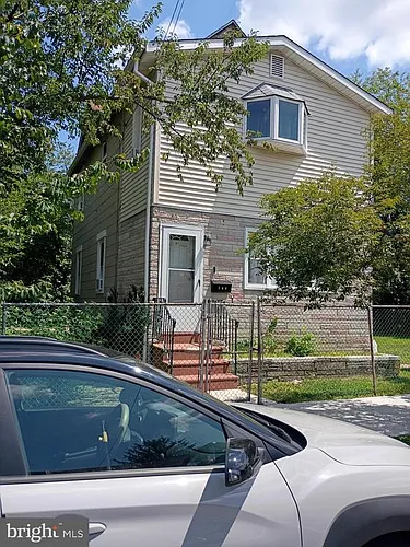 380 Garden Ave Photo 1
