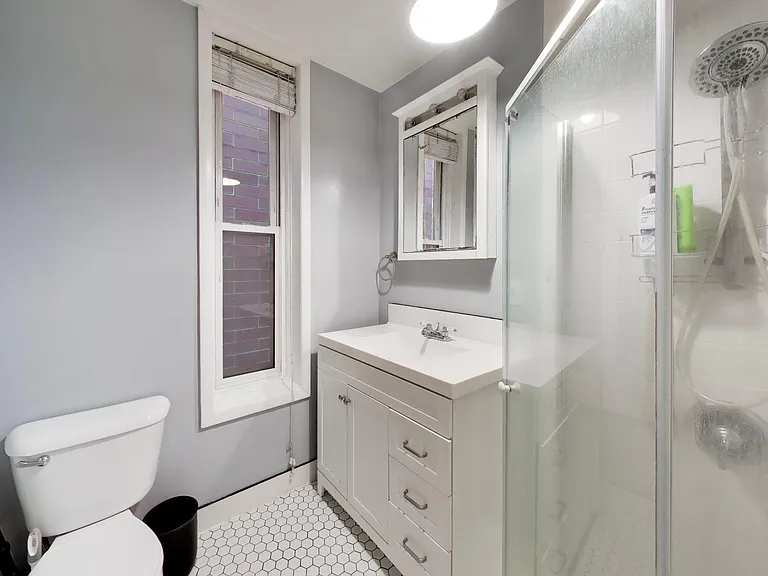 1729 W Erie St #2N — Photo 19