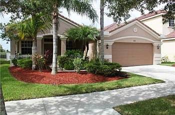 1st image of 880 Tulip Cir