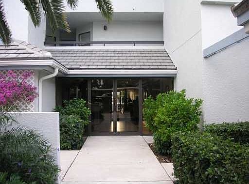 2nd image of 534 Bay Colony Dr N