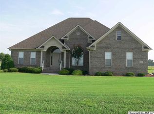 395 Ed Baeder Rd, Hazel Green, AL 35750