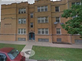 2950 W 60th St #3, Chicago, IL 60629