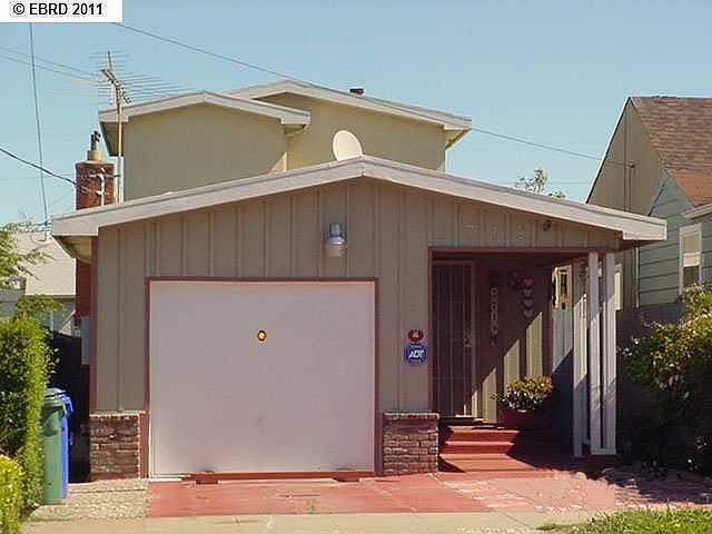 2nd image of 2719 Rheem Ave