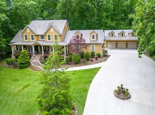 2532 Signal Point Rd, Guntersville, AL 35976