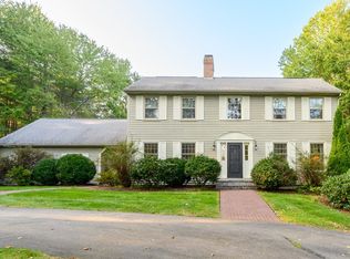 1 Fox Run Rd, Sterling, MA 01564