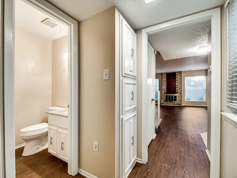 3101 Duck Creek Pkwy — Photo 9