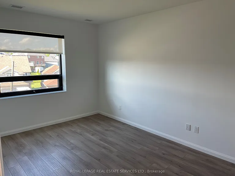 144 Watson Rd N #406 — Photo 6