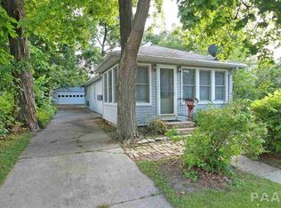 906 E Marietta Ave, Peoria Heights, IL