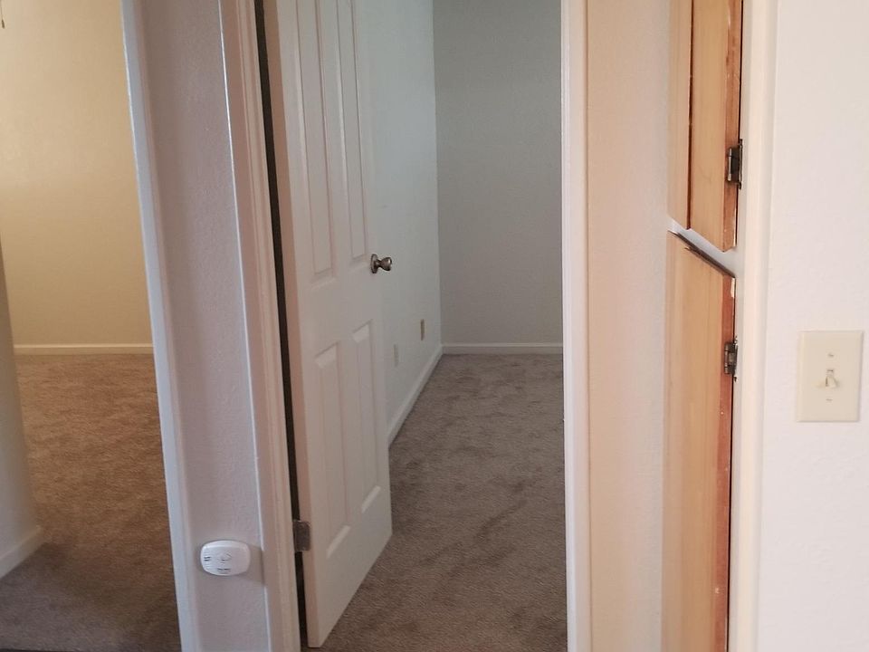 1st image of 525 N Gratton Ave