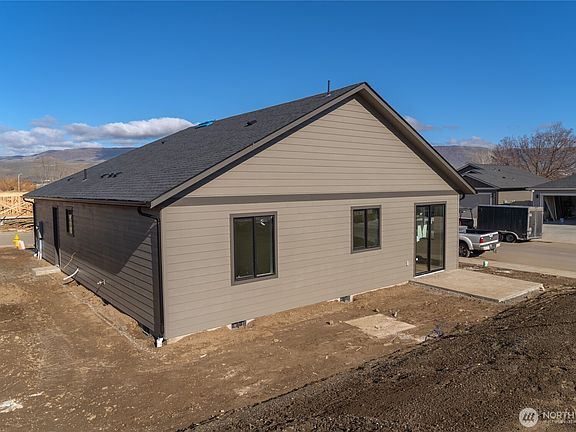 3rd image of 582 S Oasis Loop Lot 13