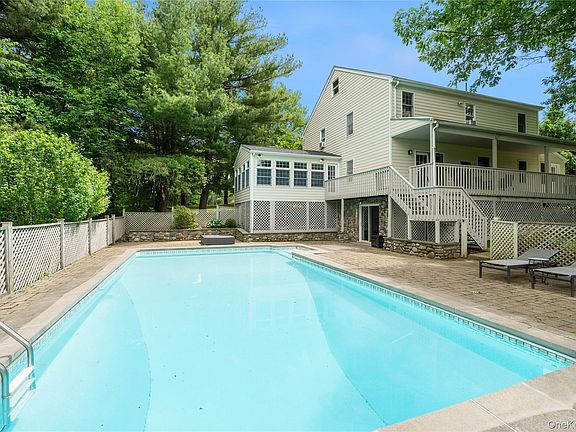 5th image of 30 Foley Road