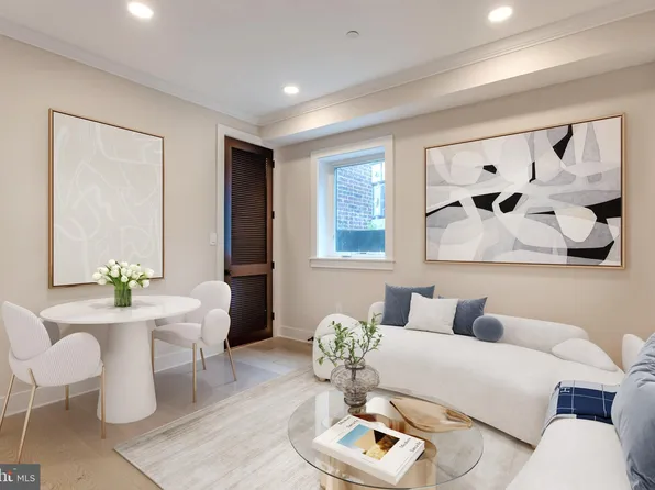 2305 Nicholson SE #101, Washington, DC 20020