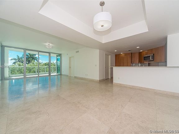 5th image of 2627 Bayshore Dr #605
