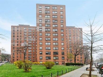 99-52 66 Road #7W, Rego Park, NY, 11374