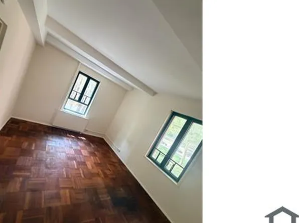 24 Metropolitan Oval APT 2D, Bronx, NY 10462