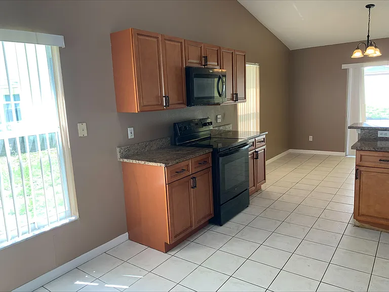 7817 Laurel Oak Ln — Photo 7