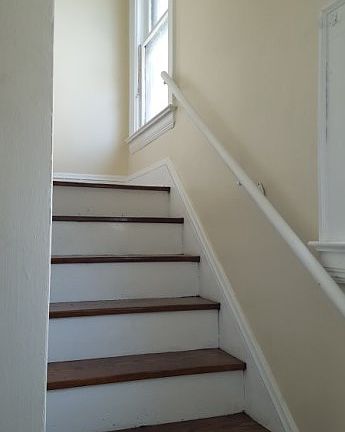3rd image of 4106 E 106th St