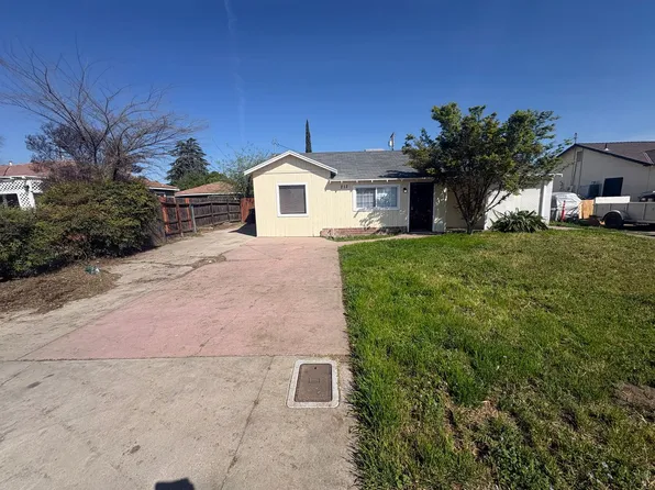 212 W Feemster Ave, Visalia, CA 93277