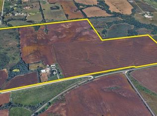 17210 Hemphill Rd, Bonner Springs, KS 66012